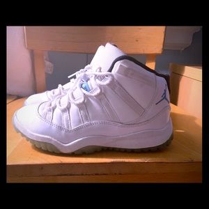 Nike Air Jordan 11 Retro High